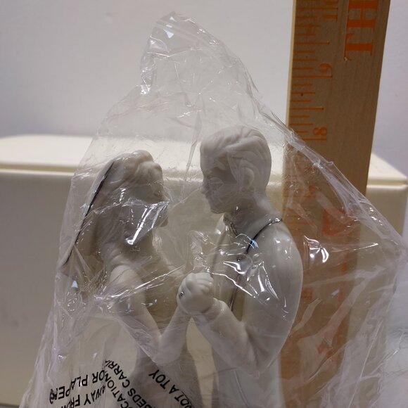 LENOX WEDDING PROMISES COLLECTION BRIDE/GROOM FIRST DANCE PORCELAIN NEW NOS VTG - Picture 6 of 16